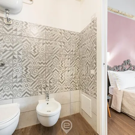 Promenade Boutique - City Centre * Cagliari